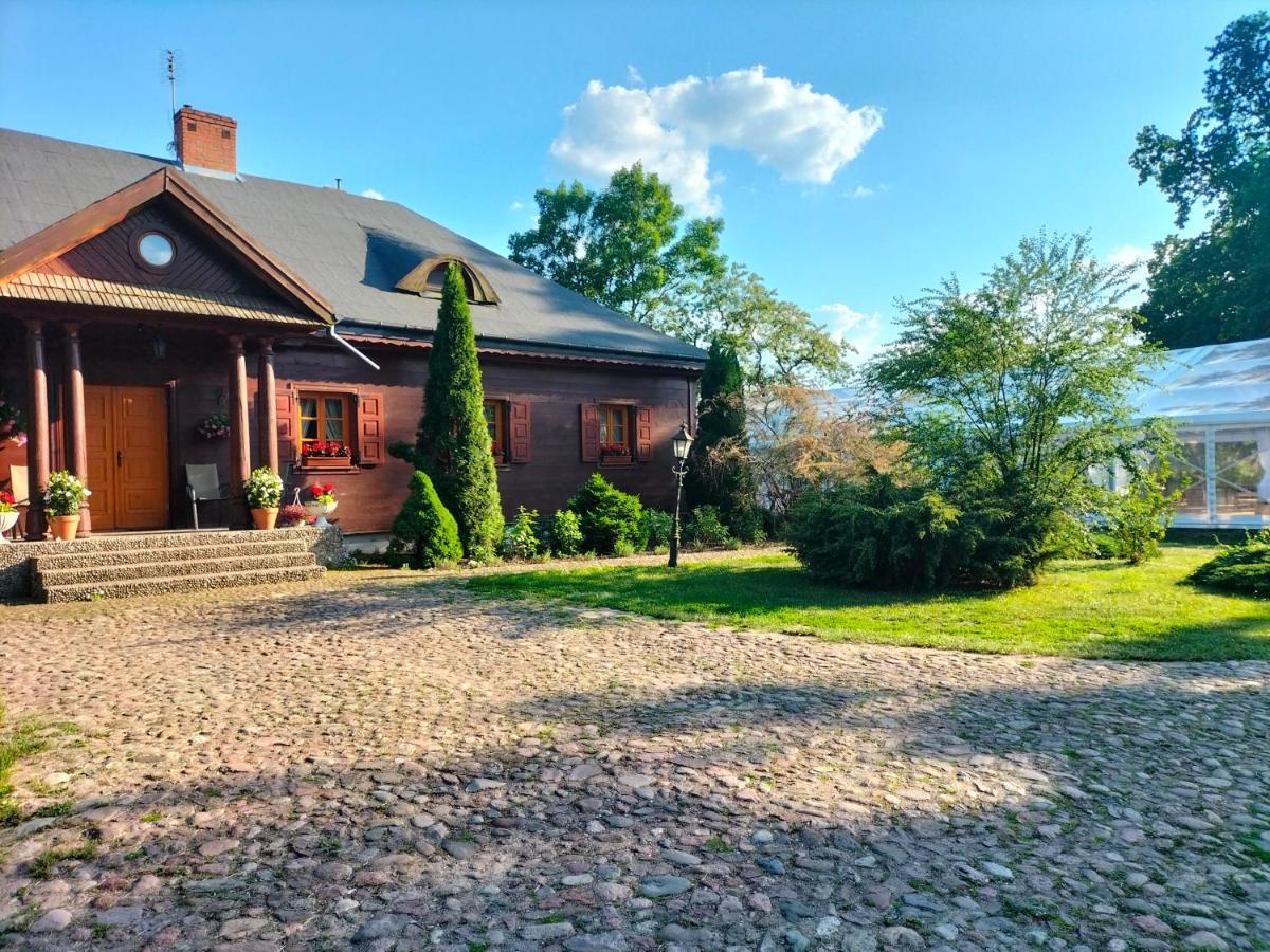 Dwor Woskrzenice Hotel Biala Podlaska Exterior photo